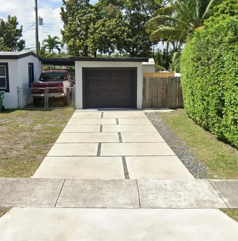 4910 SW 98th Avenue Road Miami FL 33165