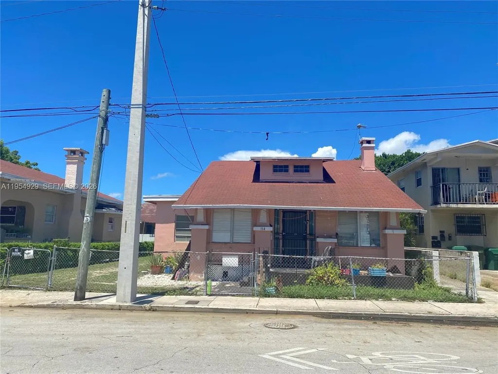114 NW 10th Avenue Miami FL 33128