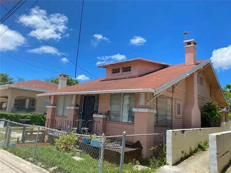 114 NW 10th Avenue Miami FL 33128