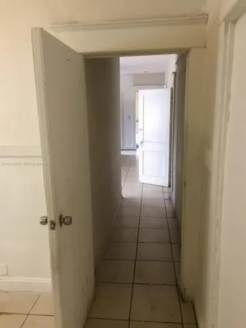 114 NW 10th Avenue Miami FL 33128