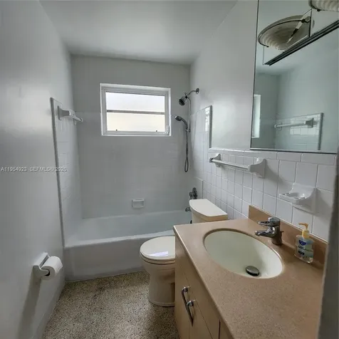 9425 SW 51st Place Cooper City FL 33328