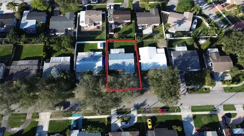 9425 SW 51st Place Cooper City FL 33328