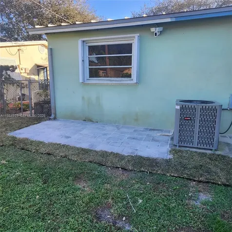 9425 SW 51st Place Cooper City FL 33328