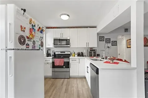 2407 Dewey Street Hollywood FL 33020