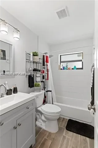 2407 Dewey Street Hollywood FL 33020