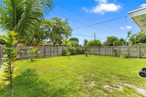 2407 Dewey Street Hollywood FL 33020