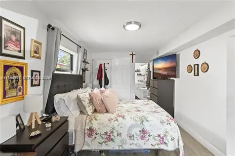2407 Dewey Street Hollywood FL 33020