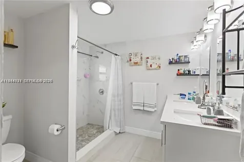 2407 Dewey Street Hollywood FL 33020