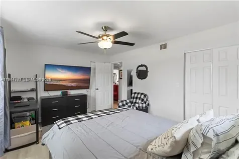 2407 Dewey Street Hollywood FL 33020