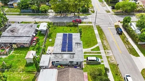 2407 Dewey Street Hollywood FL 33020