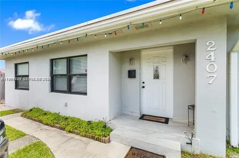 2407 Dewey Street Hollywood FL 33020