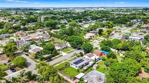 2407 Dewey Street Hollywood FL 33020