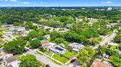2407 Dewey Street Hollywood FL 33020