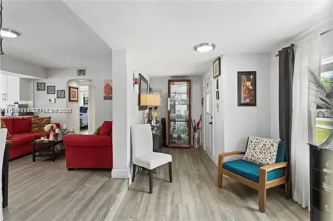 2407 Dewey Street Hollywood FL 33020