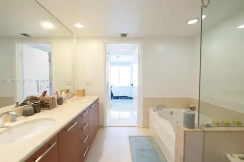 50 Biscayne Boulevard Miami FL 33132
