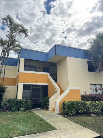 163 Lakeview Drive Weston FL 33326