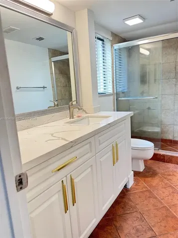 163 Lakeview Drive Weston FL 33326