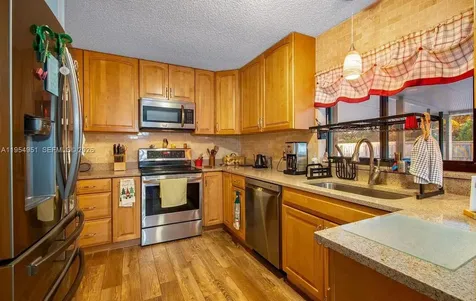 298 SE Grove Port St. Lucie FL 34983