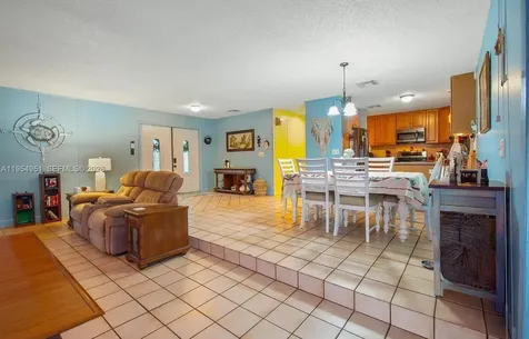 298 SE Grove Port St. Lucie FL 34983