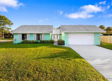298 SE Grove Port St. Lucie FL 34983