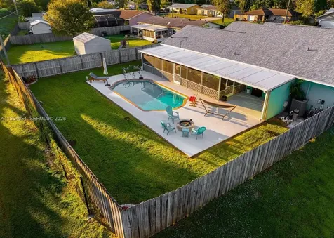 298 SE Grove Port St. Lucie FL 34983
