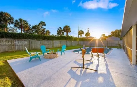 298 SE Grove Port St. Lucie FL 34983