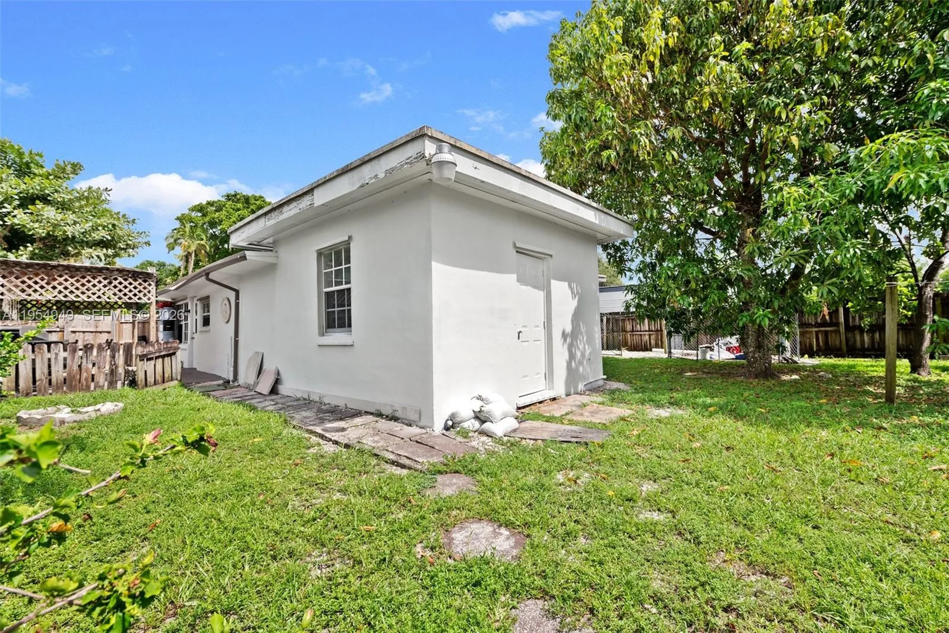 2661 SW 12th Terrace Fort Lauderdale FL 33315