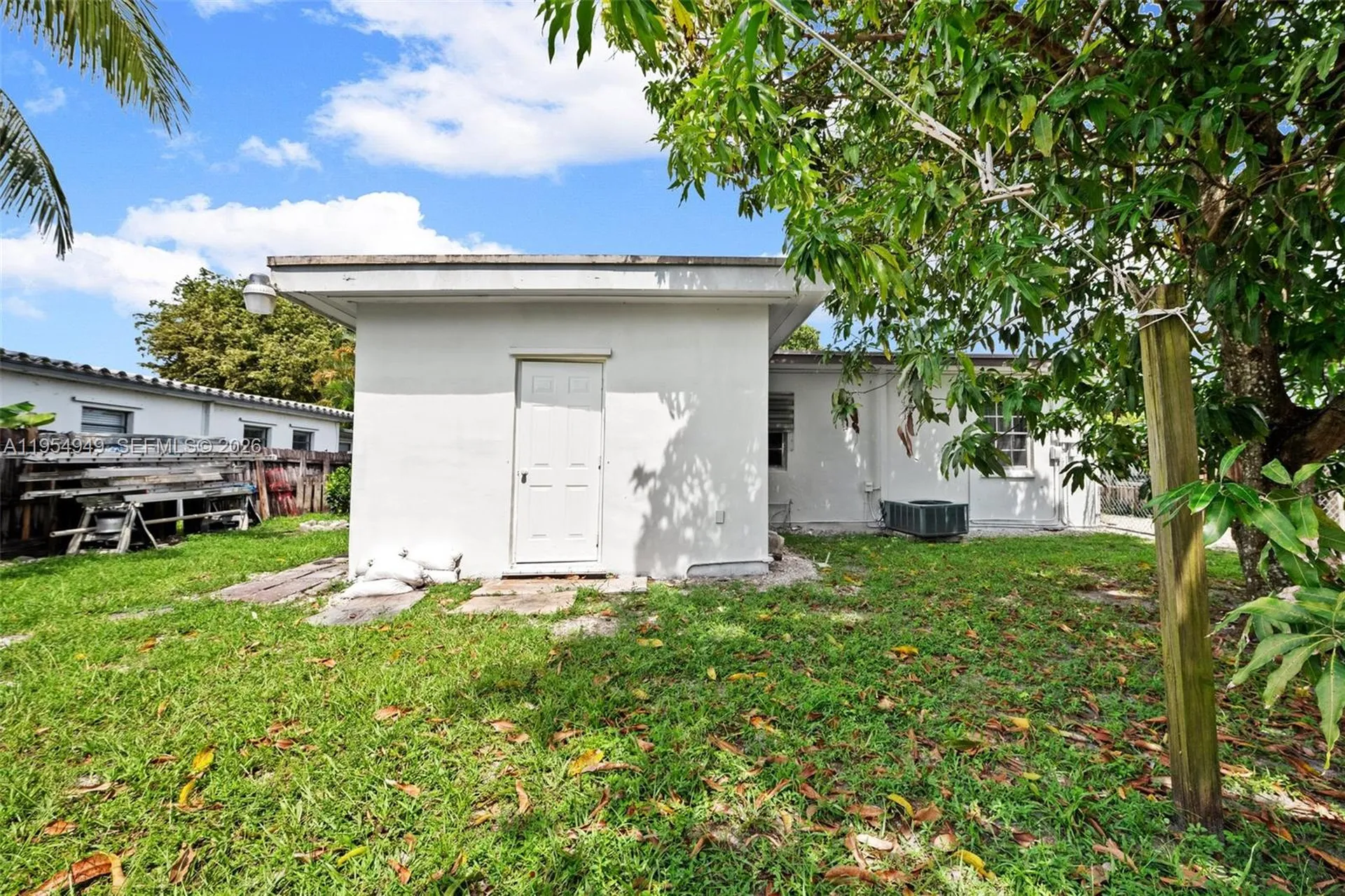 2661 SW 12th Terrace Fort Lauderdale FL 33315