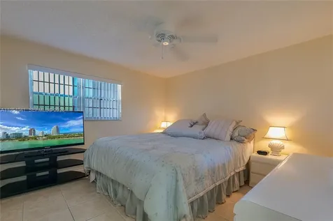 5860 NW 44th Street Lauderhill FL 33319