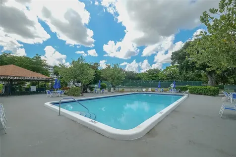 5860 NW 44th Street Lauderhill FL 33319