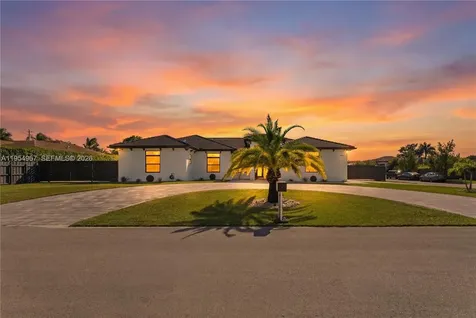 1410 NW 19th Street Homestead FL 33030