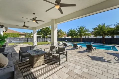 1410 NW 19th Street Homestead FL 33030