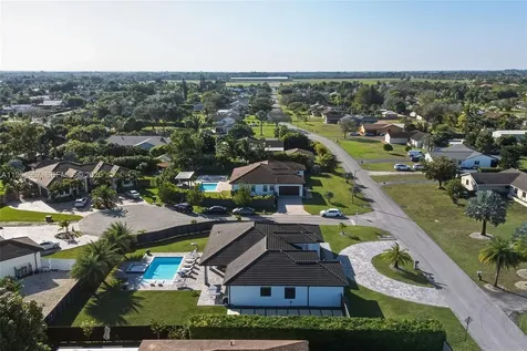 1410 NW 19th Street Homestead FL 33030