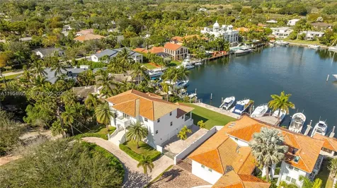 6275 Dolphin Drive Coral Gables FL 33158