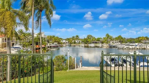 6275 Dolphin Drive Coral Gables FL 33158