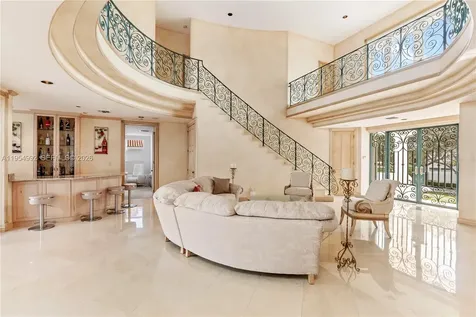 6275 Dolphin Drive Coral Gables FL 33158