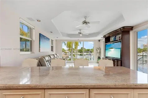 6275 Dolphin Drive Coral Gables FL 33158