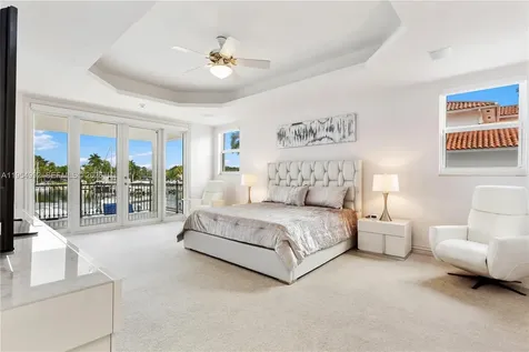 6275 Dolphin Drive Coral Gables FL 33158