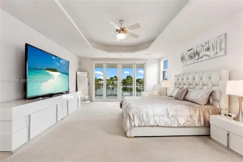 6275 Dolphin Drive Coral Gables FL 33158