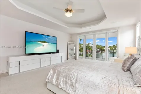 6275 Dolphin Drive Coral Gables FL 33158