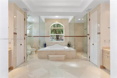 6275 Dolphin Drive Coral Gables FL 33158
