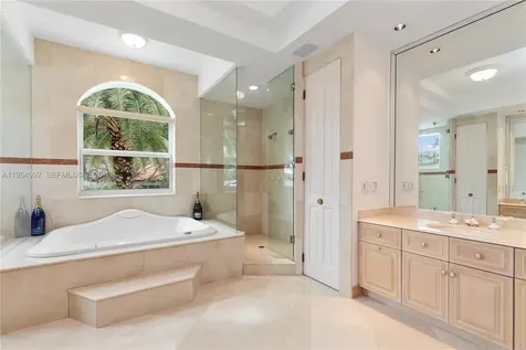 6275 Dolphin Drive Coral Gables FL 33158
