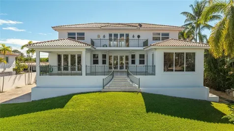 6275 Dolphin Drive Coral Gables FL 33158