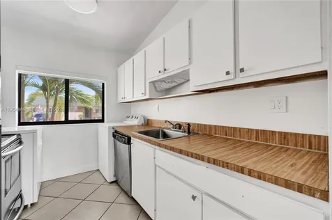 12216 SW 110th Lane Miami FL 33186