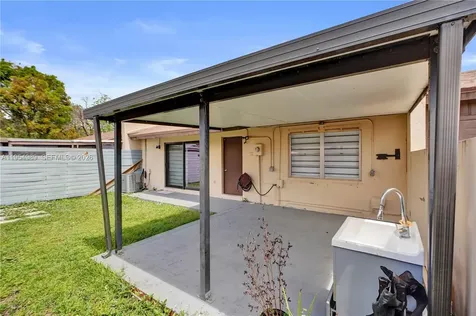 12216 SW 110th Lane Miami FL 33186
