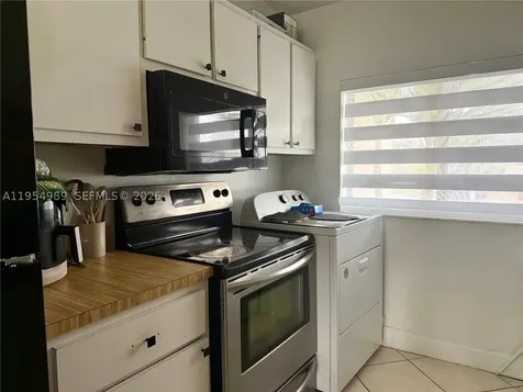 12216 SW 110th Lane Miami FL 33186