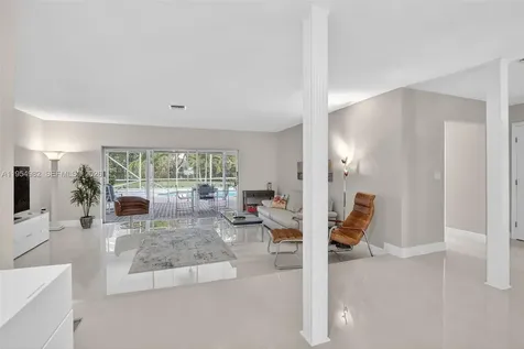 7141 SW 7th Street Plantation FL 33317
