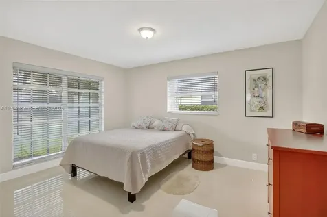 7141 SW 7th Street Plantation FL 33317