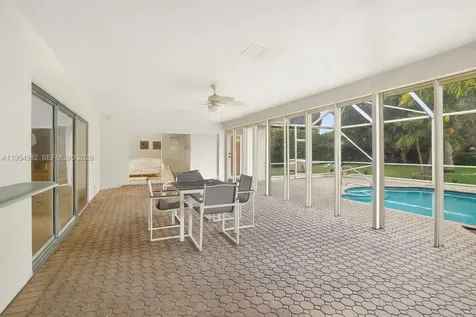 7141 SW 7th Street Plantation FL 33317
