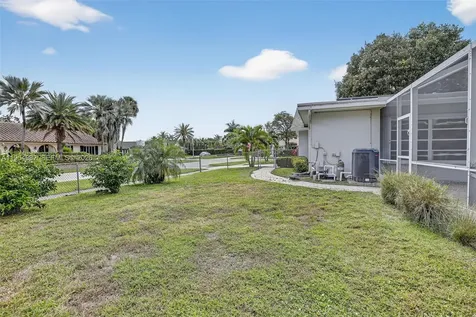 7141 SW 7th Street Plantation FL 33317